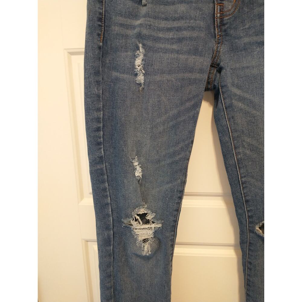 Aeropostale High Rise Distressed Jegging. Women's Size 6R. Blue.